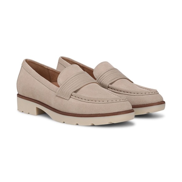 Vionic Shoes - Vionic CORINNE LOAFER Women's Tan Loafers Size 7